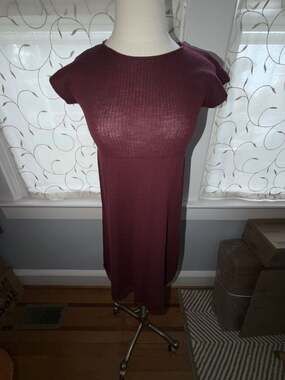 Eileen Fisher Burgundy 100% Wool Ribbed Knit Short Sleeve Dress Size XS